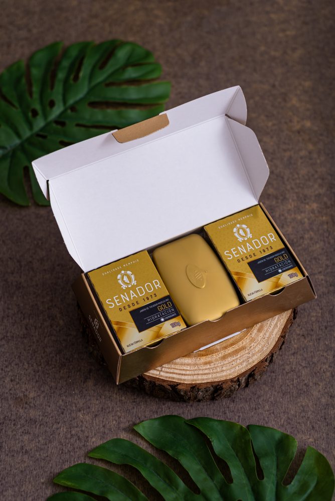 Estojo Senador Gold com Saboneteira